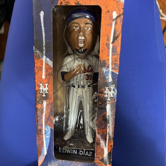Edwin Diaz Bobblehead NY Mets 2025 New In Box - Picture 1 of 1